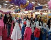 ششمین نمایشگاه بازی و اسباب بازی در سالن حجاب تهران آغاز به کار کرد