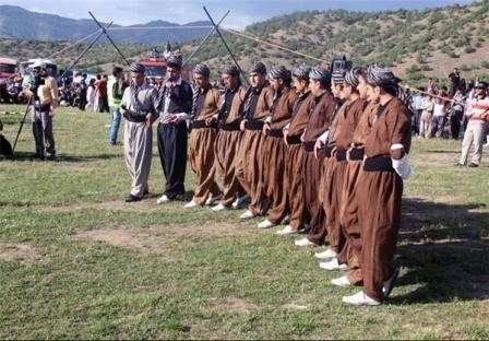 برگزاری سومین جشنواره بین‌المللی بازی‌های بومی محلی در مریوان + تصاویر